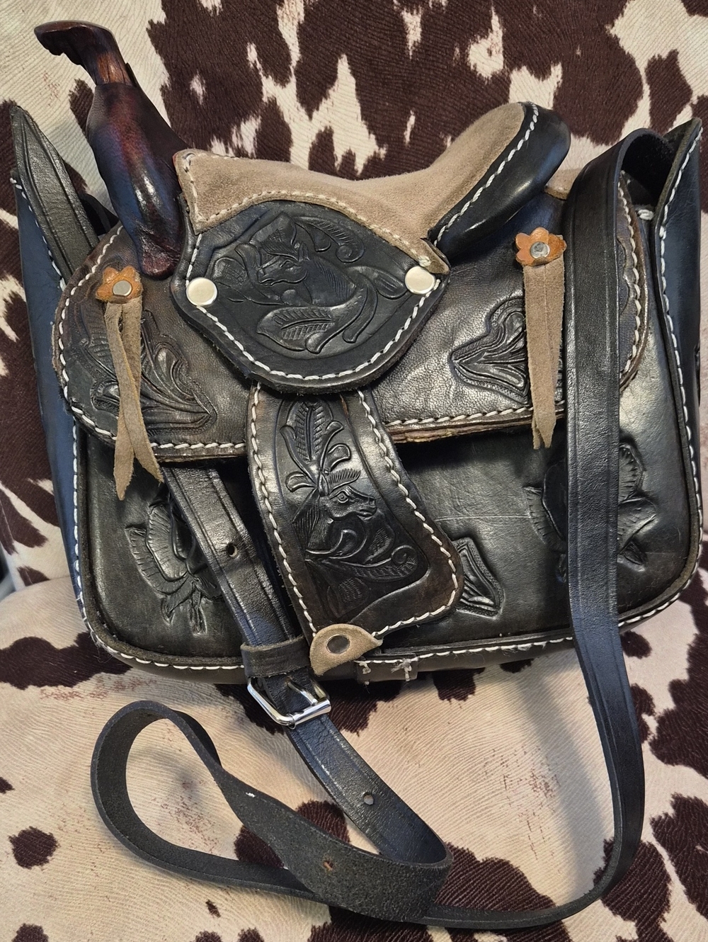 Western Tooled Leather Saddle Bag